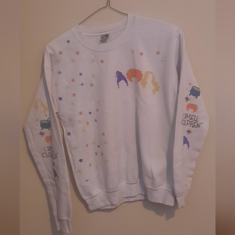 White Sweatshirt with Colorful Star and Character Print Halloween Hocus Pocus